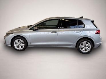 Volkswagen Golf VIII 1.5 TSI Life * Standhzg * Kamera * Navi * * 3J