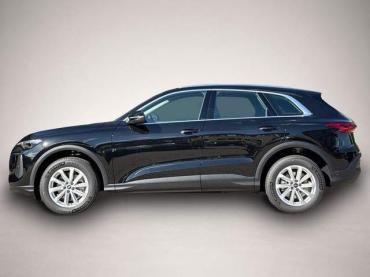 Fahrzeug ansehen: Audi Q5 QUATTRO * NAVI * KAMERA * AHK * PANO * SHZ * PDC * ACC TDI. Audi Q5 QUATTRO * NAVI * KAMERA * AHK * PANO * SHZ * PDC * ACC TDI.