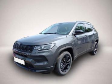 Fahrzeug ansehen: Jeep Compass Night Eagle MHEV FWD 1.5 CARPLAY PDC SHZ Jeep Compass Night Eagle MHEV FWD 1.5 CARPLAY PDC SHZ