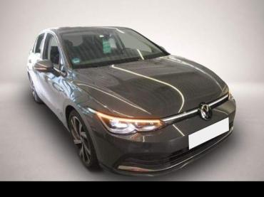 Fahrzeug ansehen: Volkswagen Golf VIII 2.0 TSI DSG Style * AHK * LED * Navi Volkswagen Golf VIII 2.0 TSI DSG Style * AHK * LED * Navi