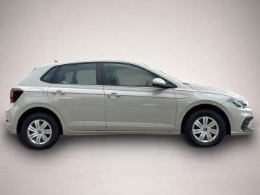Fahrzeug ansehen: Volkswagen Polo PDC * LED * APP CONNECT * SHZ 1.0 MPI 59 kW (80 . Volkswagen Polo PDC * LED * APP CONNECT * SHZ 1.0 MPI 59 kW (80 .