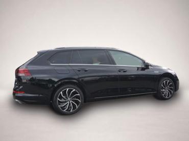Fahrzeug ansehen: Volkswagen Golf 8 Variant 1.5 eTSI DSG 150PS Panorama ACC K Volkswagen Golf 8 Variant 1.5 eTSI DSG 150PS Panorama ACC K