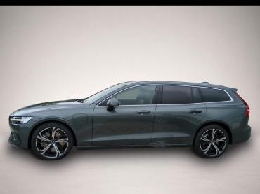 Fahrzeug ansehen: Volvo V60 T8 Ultra Bright Premium Paket AHK Volvo V60 T8 Ultra Bright Premium Paket AHK