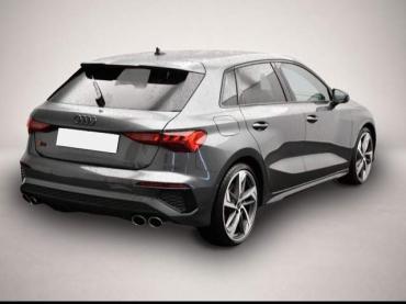 Audi S3 Sportback 2.0 TFSI quattro S-tronic B&O/LED