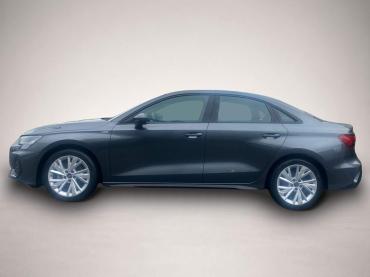 Audi A3 Lim 30 TFSI S-tronic S-Line * Kamera * Navi * Schw