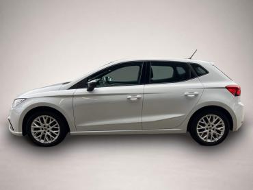 Fahrzeug ansehen: Seat Ibiza 1.0 TSI FR NAVI KAMERA ACC BEATS SHZ VIRT Seat Ibiza 1.0 TSI FR NAVI KAMERA ACC BEATS SHZ VIRT