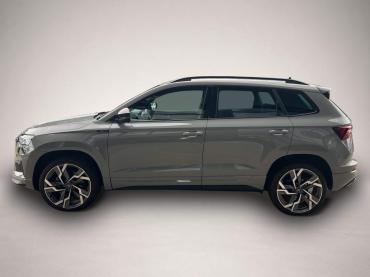 Fahrzeug ansehen: Skoda Karoq 1.5 TSI DSG Sportline AHK ACC KAMERA 19 MA Skoda Karoq 1.5 TSI DSG Sportline AHK ACC KAMERA 19 MA