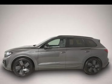 Fahrzeug ansehen: Volkswagen Touareg 3.0 TDI V6 4Motion R-Line Black Style Volkswagen Touareg 3.0 TDI V6 4Motion R-Line Black Style