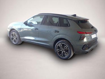 Fahrzeug ansehen: Audi Q3 Audi S line TFSI 195 kW (265 PS) 7-Gang troni Audi Q3 Audi S line TFSI 195 kW (265 PS) 7-Gang troni