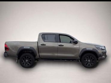 Fahrzeug ansehen: Toyota Hilux Invincible 4x4 2.8Mild-Hyb * Autom AHK 360°K Toyota Hilux Invincible 4x4 2.8Mild-Hyb * Autom AHK 360°K