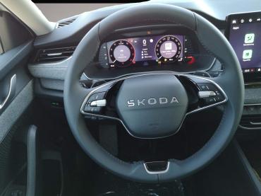 Fahrzeug ansehen: Skoda Octavia Kombi 2.0 TDI DSG Selection 17 Lodge Nav Skoda Octavia Kombi 2.0 TDI DSG Selection 17 Lodge Nav