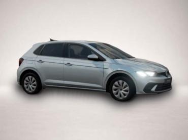 Fahrzeug ansehen: Volkswagen Polo 6 VI 1.0 l TSI Life ACC/Einparkhi Volkswagen Polo 6 VI 1.0 l TSI Life ACC/Einparkhi