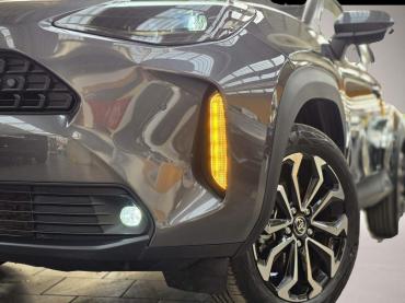 Fahrzeug ansehen: Toyota Yaris Cross 1.5 HEV Style ACC Kamera AppleCP ... Toyota Yaris Cross 1.5 HEV Style ACC Kamera AppleCP ...