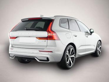 Volvo XC60 Ultra Dark AWD B5 Benzin EU6e HUD AD AHK Di