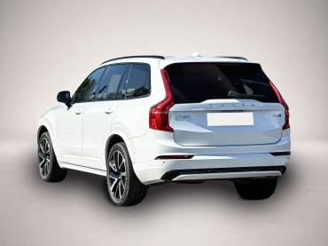 Fahrzeug ansehen: Volvo XC90 Ultimate Dark AWD B5 Diesel EU6d 7-Sitzer H Volvo XC90 Ultimate Dark AWD B5 Diesel EU6d 7-Sitzer H
