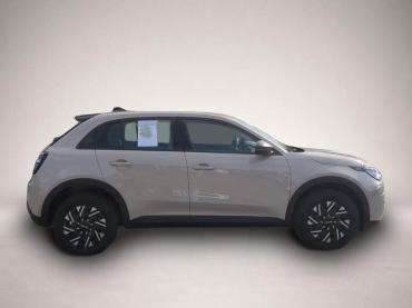 Fahrzeug ansehen: Fiat 600 Full-Hybrid 145 PS eDCT Automatik Pop SHZ Fiat 600 Full-Hybrid 145 PS eDCT Automatik Pop SHZ