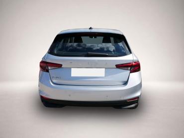 Skoda Fabia Selection 1.0 TSI DSG * NAVI-ÜBER-SMARTLINK