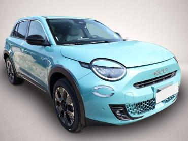 Fahrzeug ansehen: Fiat 600 Hybrid La Prima SHZ eHK ACC Nav Kam 360°PDC Fiat 600 Hybrid La Prima SHZ eHK ACC Nav Kam 360°PDC