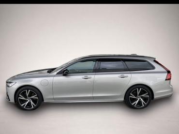 Fahrzeug ansehen: Volvo V90 Kombi T8 Plus Dark Recharge LED * DAB * * Navi * SH Volvo V90 Kombi T8 Plus Dark Recharge LED * DAB * * Navi * SH