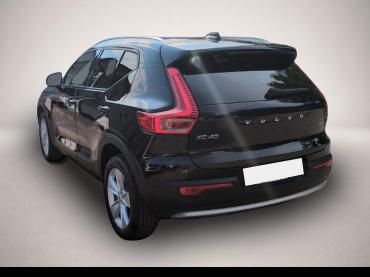 Fahrzeug ansehen: Volvo XC40 B3 (Benzin) Core 2WD Automatik Bluetooth Na Volvo XC40 B3 (Benzin) Core 2WD Automatik Bluetooth Na