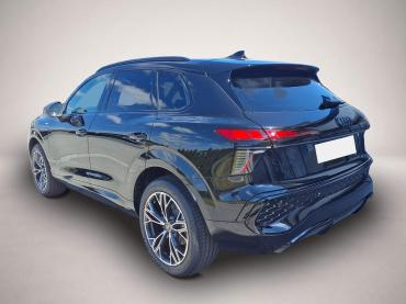 Fahrzeug ansehen: Audi Q3 Audi S line 1.5 TFSI 110 kW (150 PS) 7-Gang t Audi Q3 Audi S line 1.5 TFSI 110 kW (150 PS) 7-Gang t