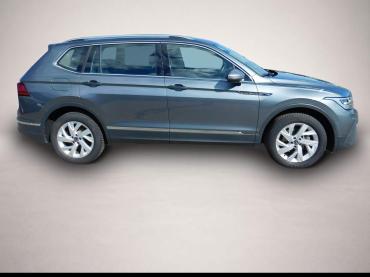 Volkswagen Tiguan Allspace 1.5 TSI Life 7 Sitze Navi DSG...