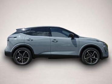 Nissan Qashqai TEKNA 158PS ALLRAD 4x4 Pano/Bose SOFORT!
