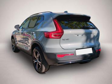 Volvo XC40 Plus Dark 2WD