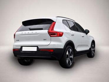 Volvo XC40 Plus Dark 2WD B4 EU6d digitales Cockpit Mem