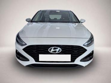 Fahrzeug ansehen: Hyundai i30 GO! 1.0 T-GDI 73kW (100PS) Toter-Winkel-Assis... Hyundai i30 GO! 1.0 T-GDI 73kW (100PS) Toter-Winkel-Assis...