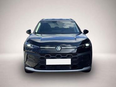 Fahrzeug ansehen: Volkswagen T-Roc 1.5 eTSI DSG LIFE LED Plus Anhängerkupplu. Volkswagen T-Roc 1.5 eTSI DSG LIFE LED Plus Anhängerkupplu.