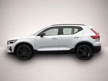 Fahrzeug ansehen: Volvo XC40 B3 Plus Black Edition Frontscheibenheizung Volvo XC40 B3 Plus Black Edition Frontscheibenheizung