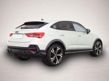 Fahrzeug ansehen: Audi Q3 Sportback Audi Q3 Sportback 35 TFSI S-Tronic Audi Q3 Sportback Audi Q3 Sportback 35 TFSI S-Tronic