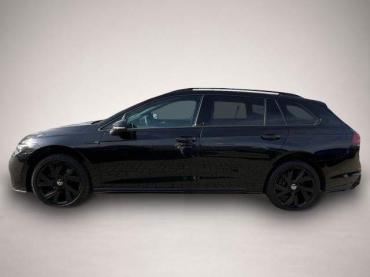 Fahrzeug ansehen: Volkswagen Golf VIII Variant 2.0 TDI DSG R-Line Navi * AHK * Pa Volkswagen Golf VIII Variant 2.0 TDI DSG R-Line Navi * AHK * Pa