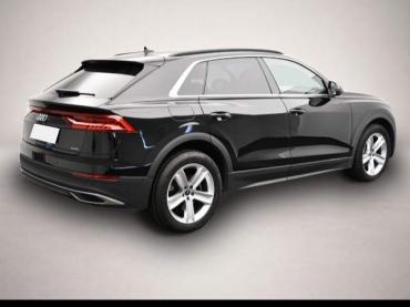 Fahrzeug ansehen: Audi Q8 55 TFSI Tiptronic quattro AHK/Pano/Rückkam Audi Q8 55 TFSI Tiptronic quattro AHK/Pano/Rückkam