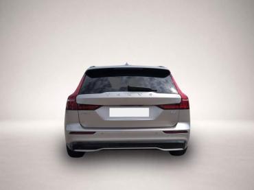 Volvo V60 Plus Dark B4 Mild-Hybrid Pano * HUD * AHZV * Mj.26