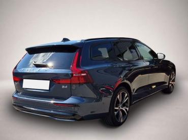 Volvo V60 B4 B DKG Plus Dark Pano * Head-Up * 360°View