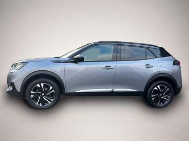 Peugeot 2008 GT PURETECH 130 NAVI SHZ PANO FOCAL ACC