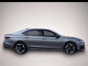 Skoda Superb SPORTLINE iV eHyb * 360°K Massage Sitzbelüf