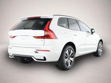 Fahrzeug ansehen: Volvo XC60 Plus Dark Recharge Plug-In Hybrid AWD HUD S Volvo XC60 Plus Dark Recharge Plug-In Hybrid AWD HUD S