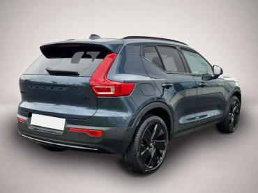 Fahrzeug ansehen: Volvo XC40 B3 B DKG Plus Black Edition STDHZ * ALARM Volvo XC40 B3 B DKG Plus Black Edition STDHZ * ALARM