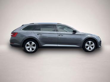 Fahrzeug ansehen: Skoda Superb Combi 1.5 TSI DSG Ambition 156¤ m.20% Anz Skoda Superb Combi 1.5 TSI DSG Ambition 156¤ m.20% Anz