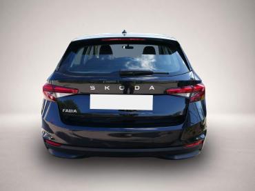 Fahrzeug ansehen: Skoda Fabia Selection 1.0 TSI * LED * PDC-HI * SMARTLINK * S Skoda Fabia Selection 1.0 TSI * LED * PDC-HI * SMARTLINK * S