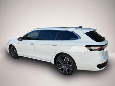 Fahrzeug ansehen: Volkswagen Passat Variant 1.5 TSI eHybrid R-line AHK 360 Volkswagen Passat Variant 1.5 TSI eHybrid R-line AHK 360