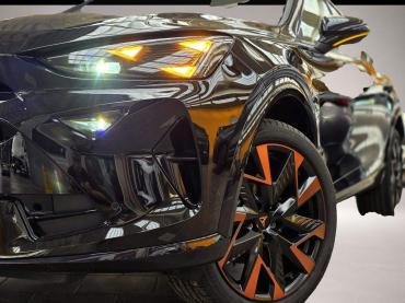 Fahrzeug ansehen: Cupra Formentor 2.0 TSI 4WD schw.AHK Alu 'Sandstorm' Cupra Formentor 2.0 TSI 4WD schw.AHK Alu 'Sandstorm'