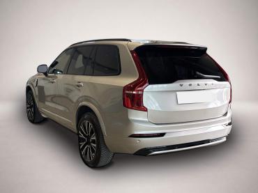 Fahrzeug ansehen: Volvo XC90 Ultra Dark Recharge Plug-In Hybrid AWD Volvo XC90 Ultra Dark Recharge Plug-In Hybrid AWD