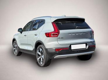 Fahrzeug ansehen: Volvo XC40 Core 2WD Navi Digitales Cockpit Soundsystem Volvo XC40 Core 2WD Navi Digitales Cockpit Soundsystem