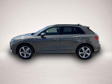 Fahrzeug ansehen: Audi Q3 35 2.0 TDI S tronic S line AHK ACC Navi LED R Audi Q3 35 2.0 TDI S tronic S line AHK ACC Navi LED R