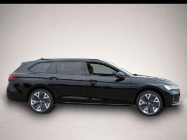Fahrzeug ansehen: Skoda Superb Combi Selection 4x4 2.0TSI * AHK 2xMassage Skoda Superb Combi Selection 4x4 2.0TSI * AHK 2xMassage