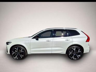 Volvo XC60 T8 AWD Plug-in Ultra Black Edition MJ 2026!